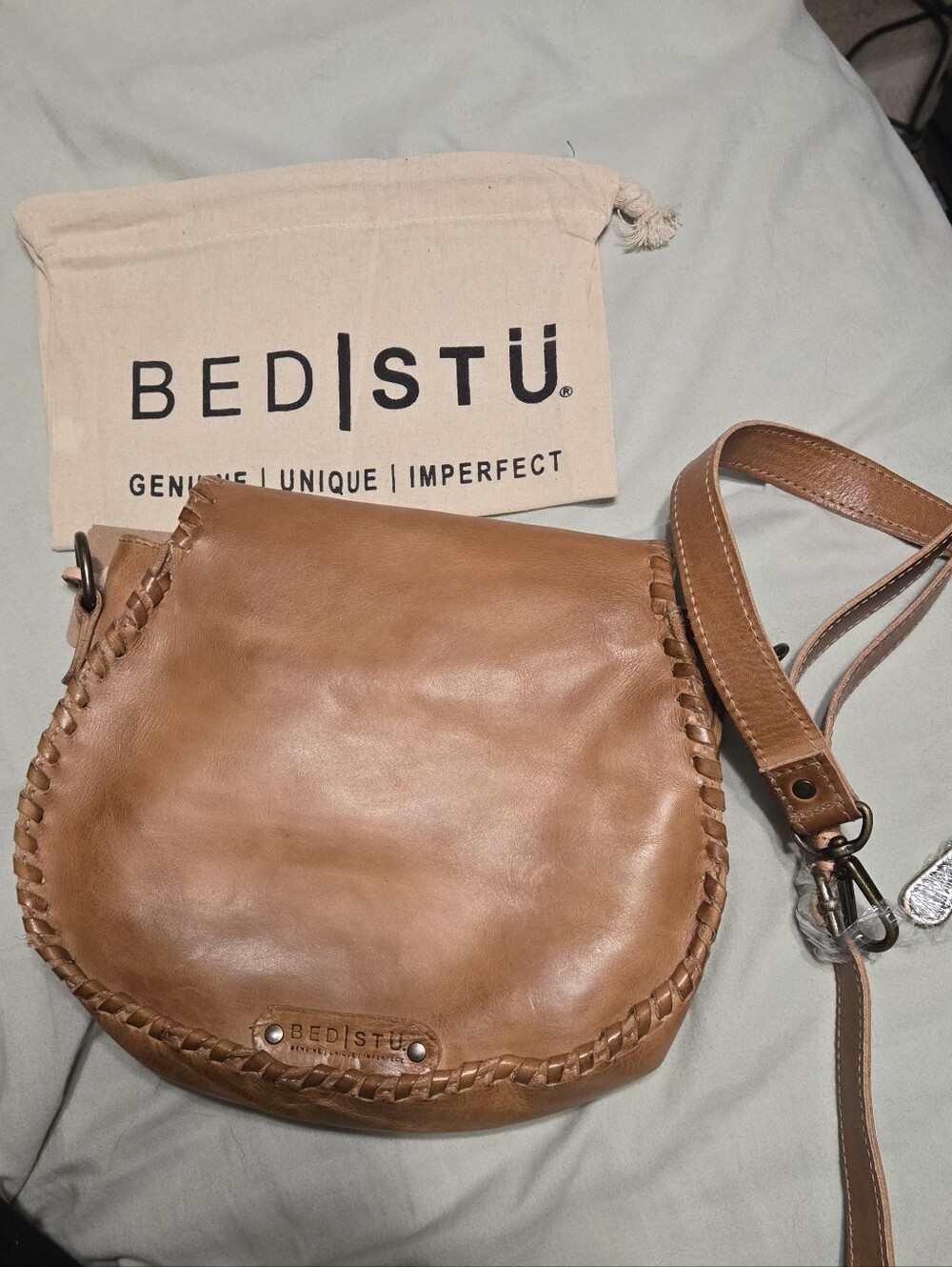 NWT BedStu Half Moon Saddle bag in tan rustic (INCLUDES DUST BAG) - Picture 2 of 5